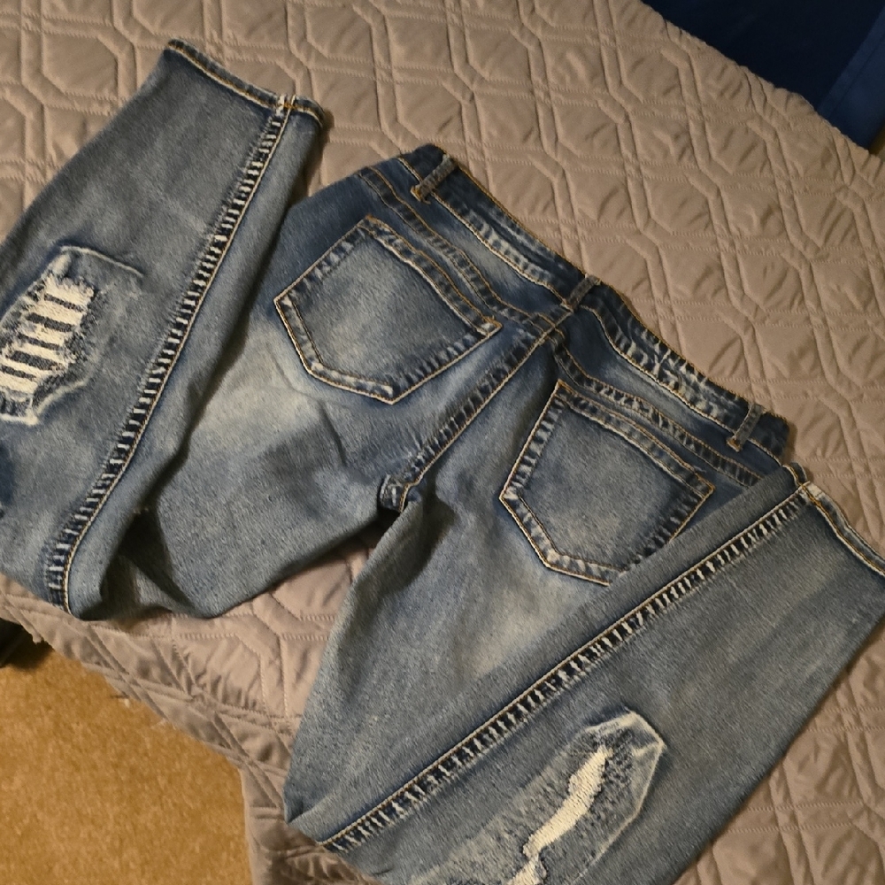 Elite Distressed Womens Blue Jeans